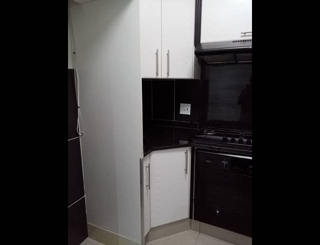 1 BEDROOM FLAT RENTED IN WESTVILLE